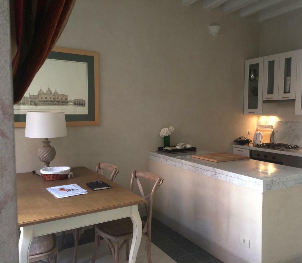 Ca Del Console Apartment Venice Exterior photo